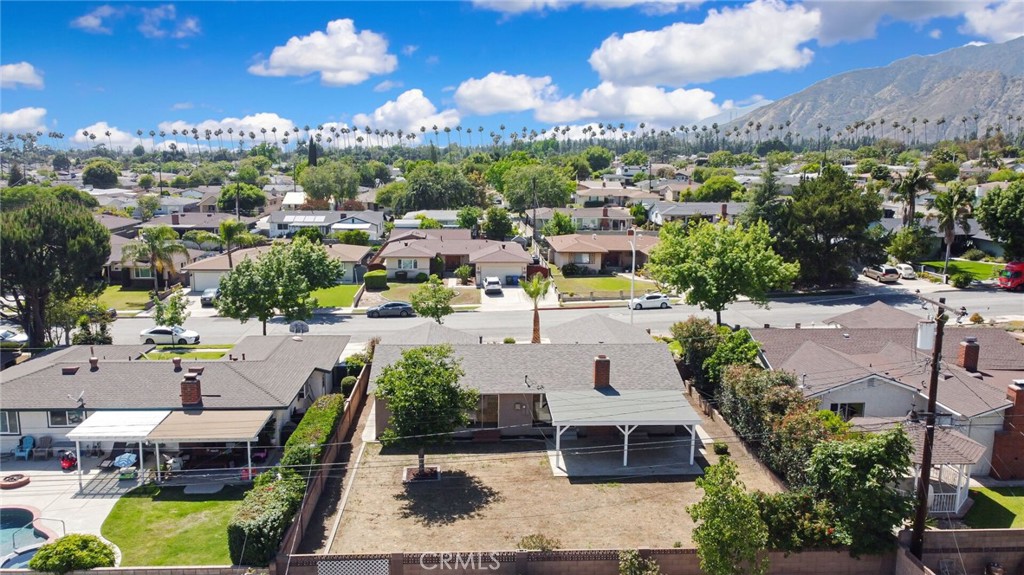 1146 N Soldano Road