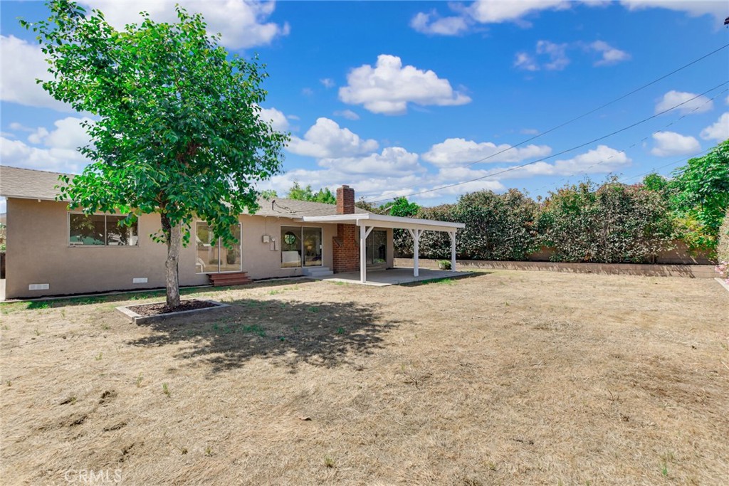 1146 N Soldano Road