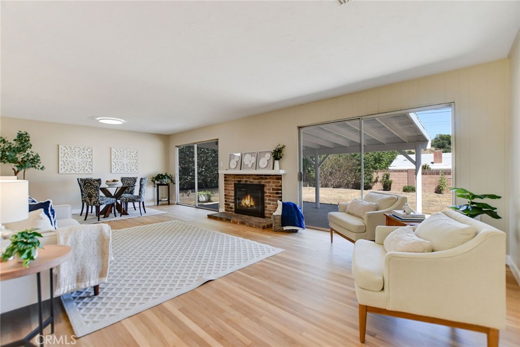 1146 N Soldano Road