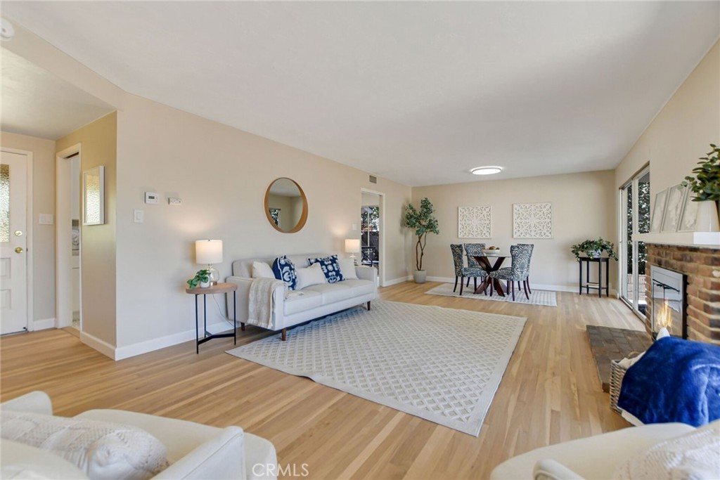 1146 N Soldano Road