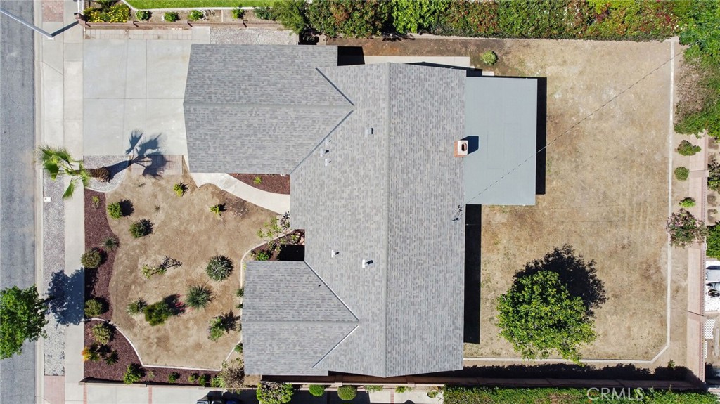 1146 N Soldano Road