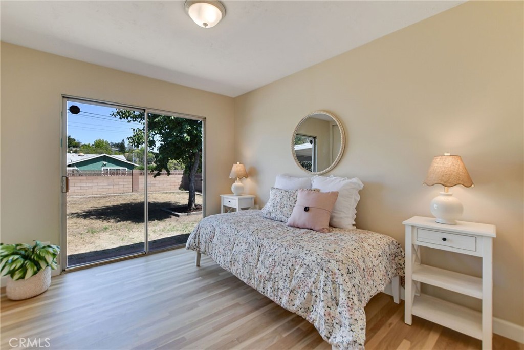1146 N Soldano Road