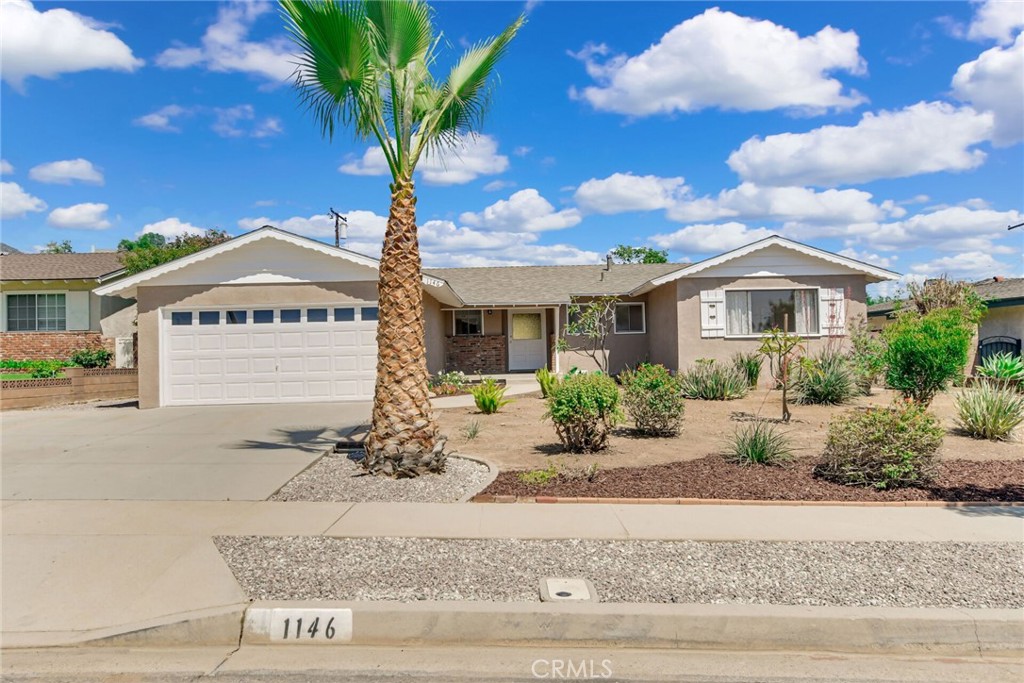 1146 N Soldano Road
