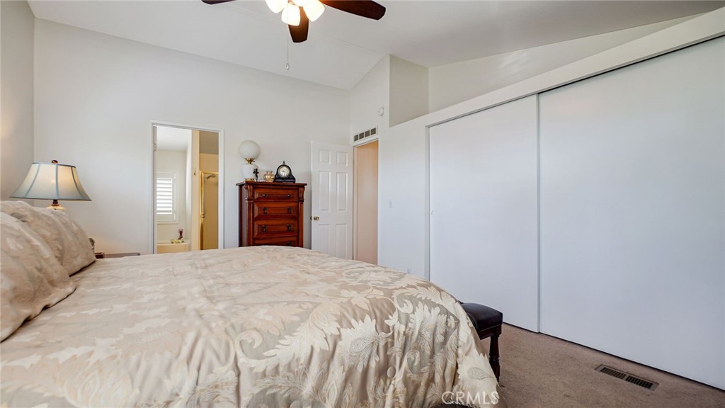 8651 Foothill Boulevard 35