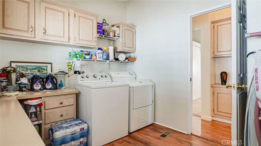 8651 Foothill Boulevard 35