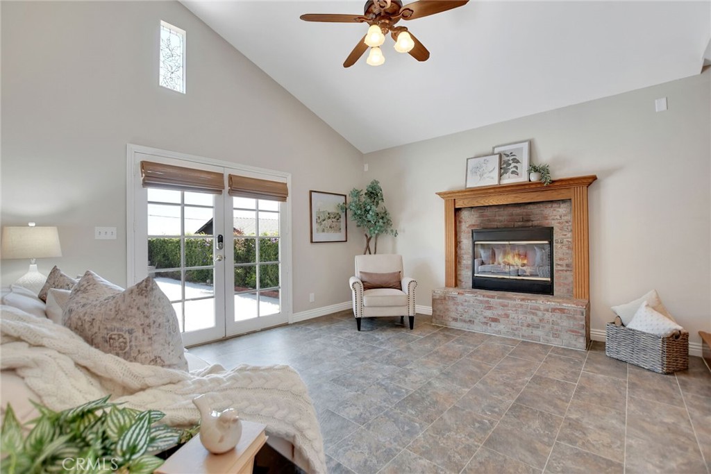316 W 5th Street