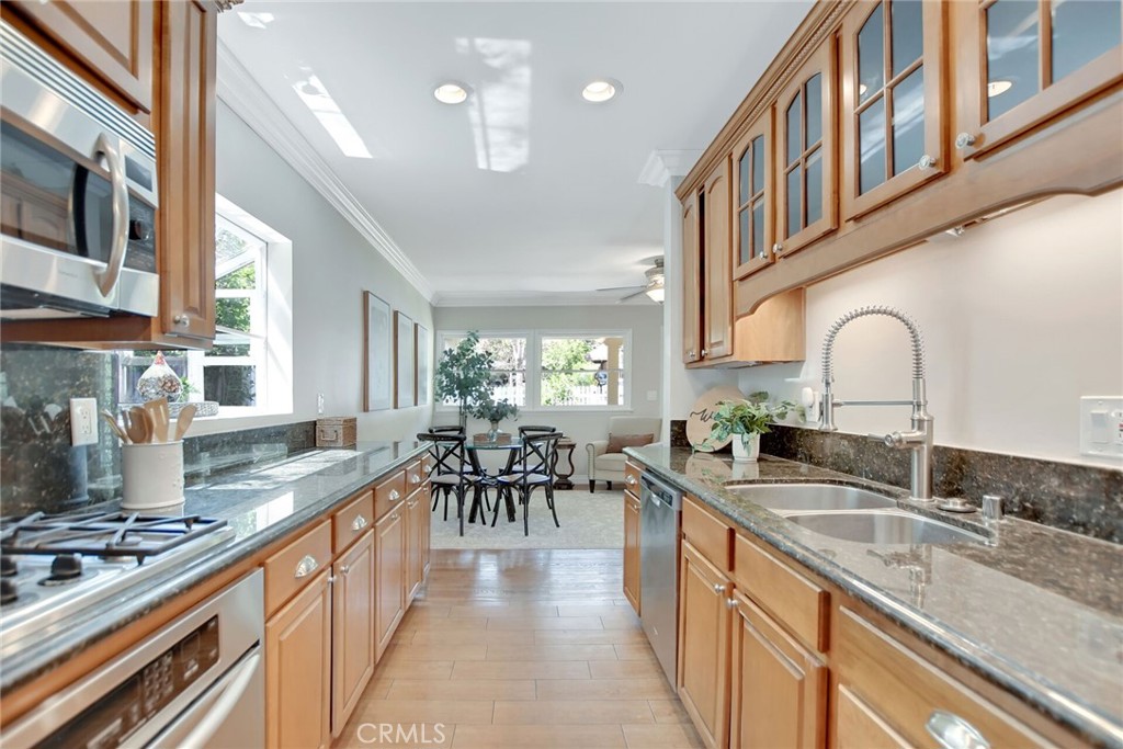 316 W 5th Street
