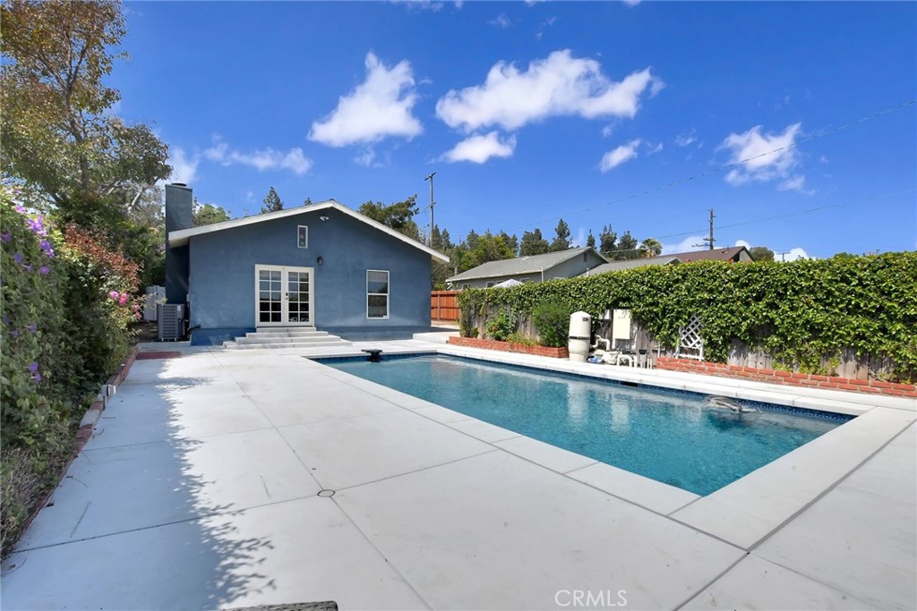 316 W 5th Street