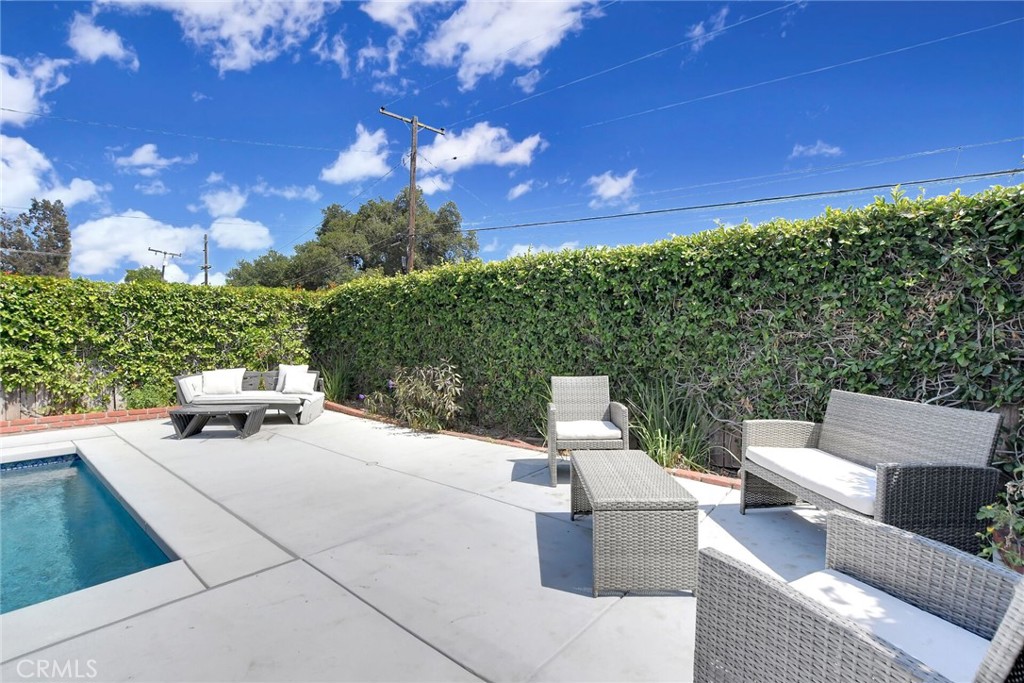 316 W 5th Street