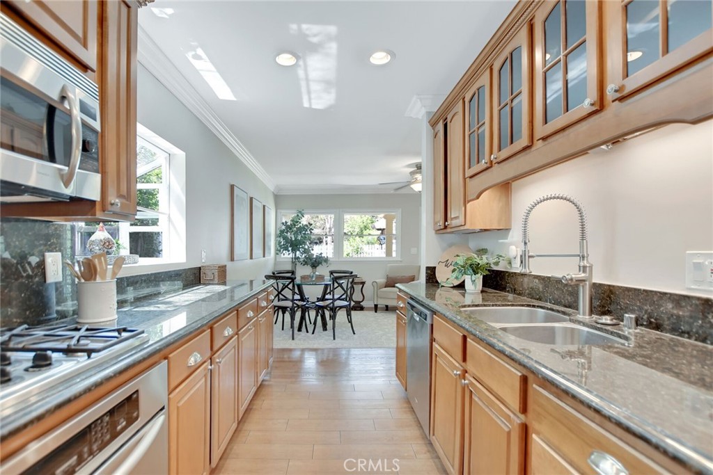 316 W 5th Street