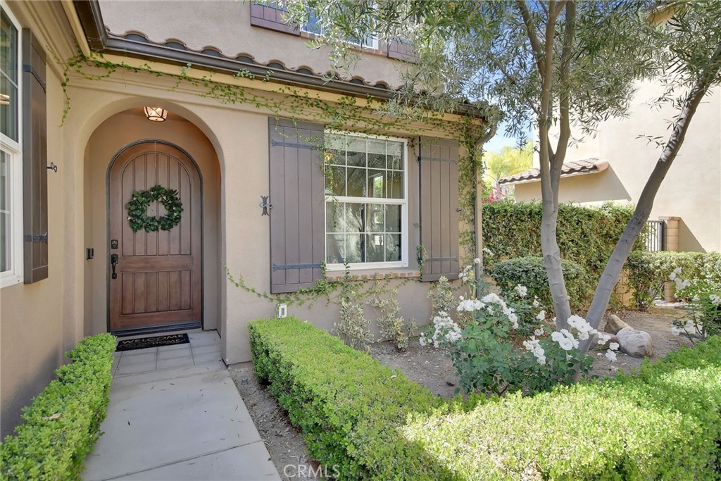 4330 Altivo Lane
