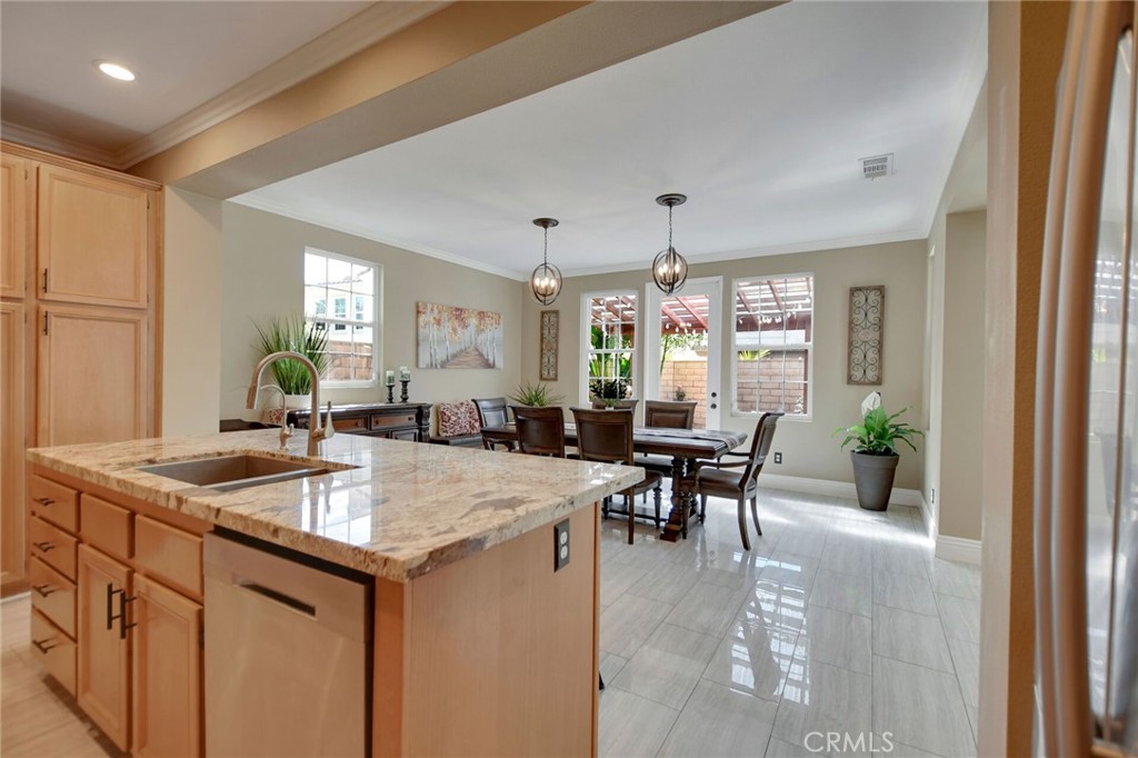 4330 Altivo Lane