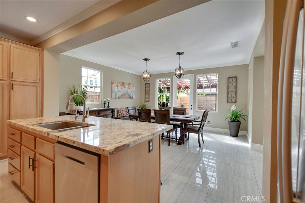 4330 Altivo Lane