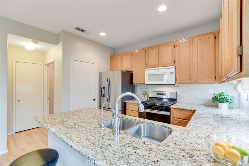 5744 Tamarisk Way