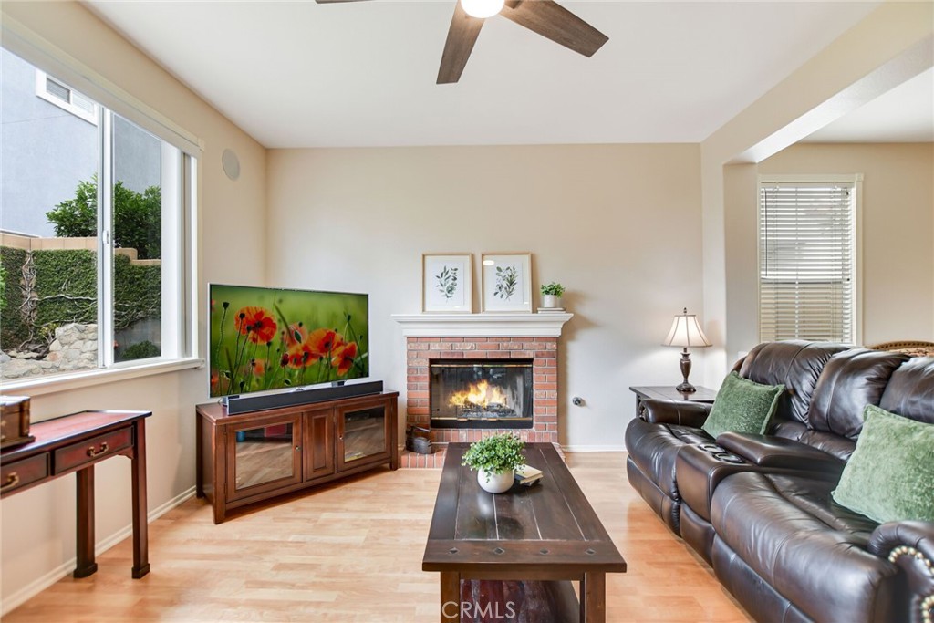 5744 Tamarisk Way