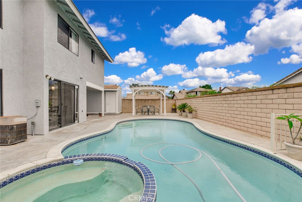 13531 Magnolia Avenue