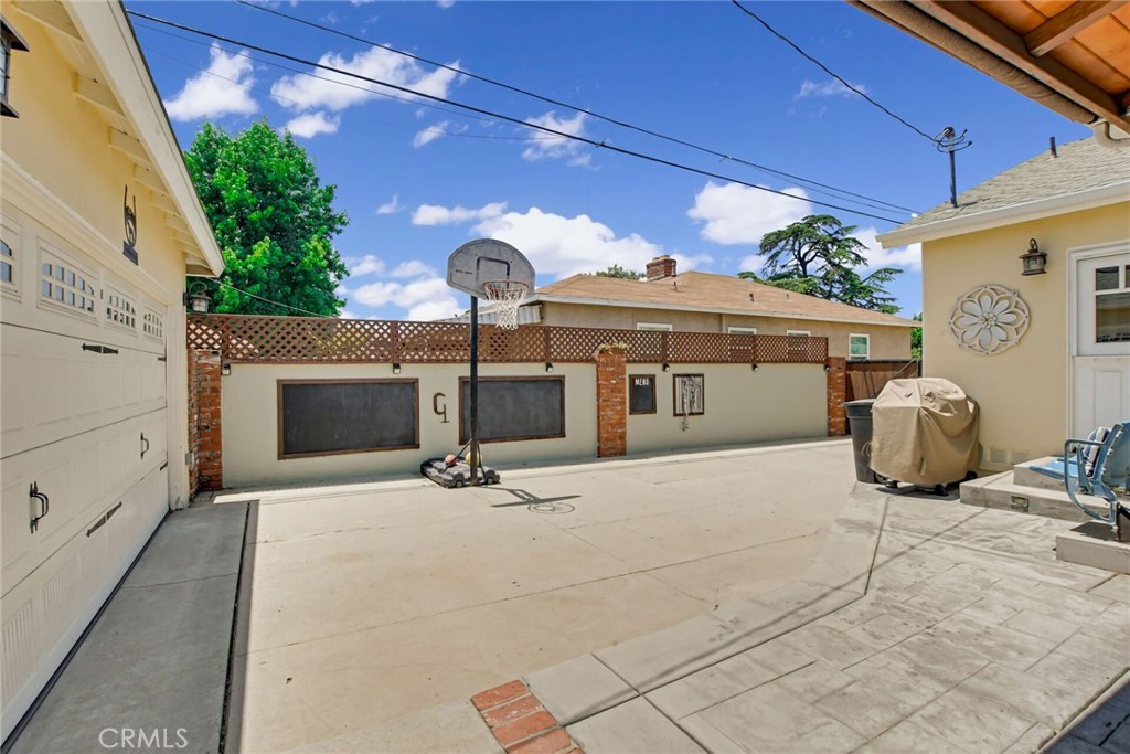 1720 E Walnut Creek Parkway