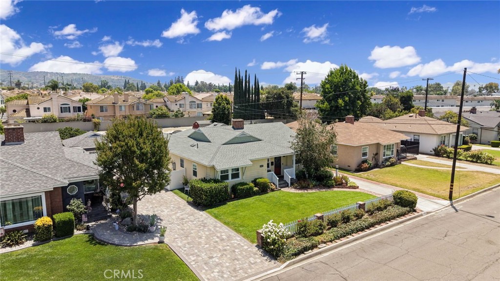 1720 E Walnut Creek Parkway
