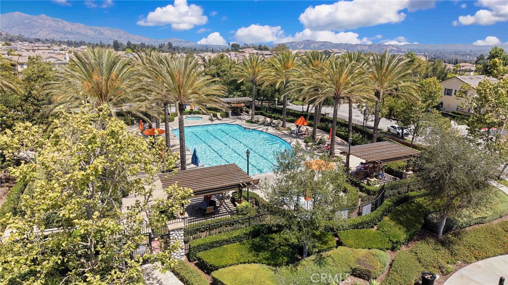 864 E Manresa Drive