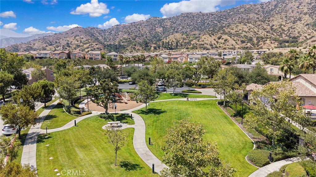 864 E Manresa Drive