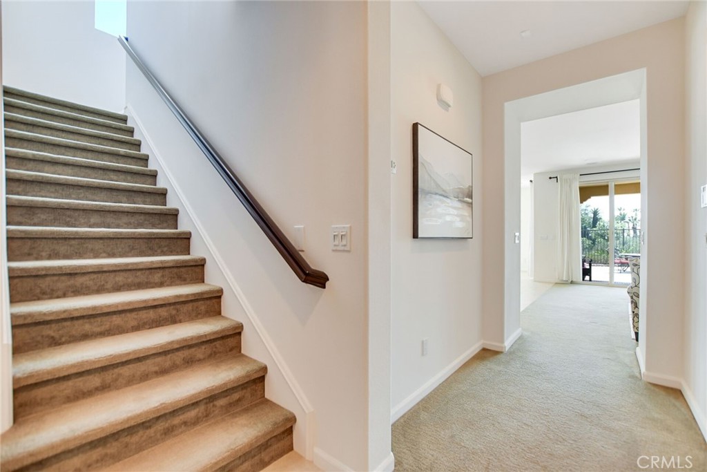 864 E Manresa Drive