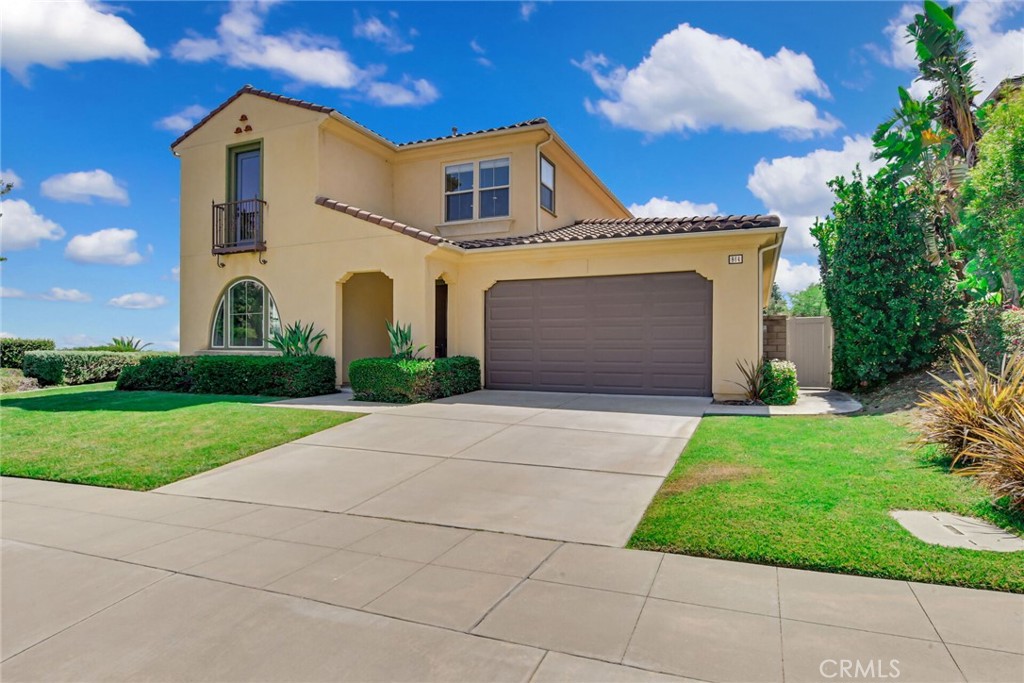 864 E Manresa Drive