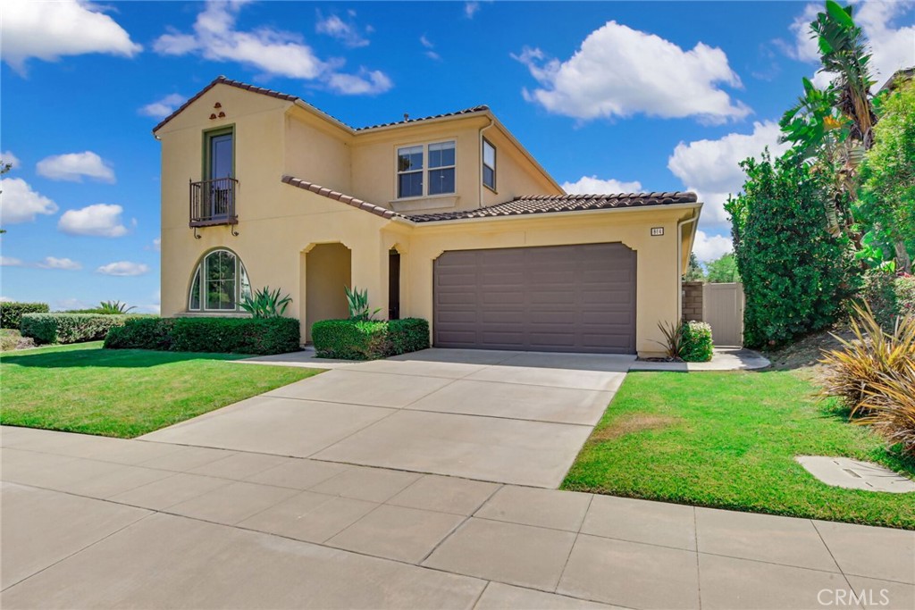 864 E Manresa Drive