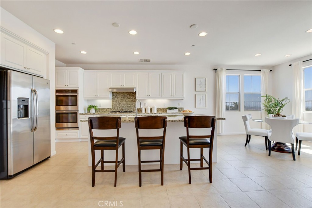 864 E Manresa Drive