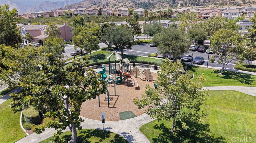 864 E Manresa Drive