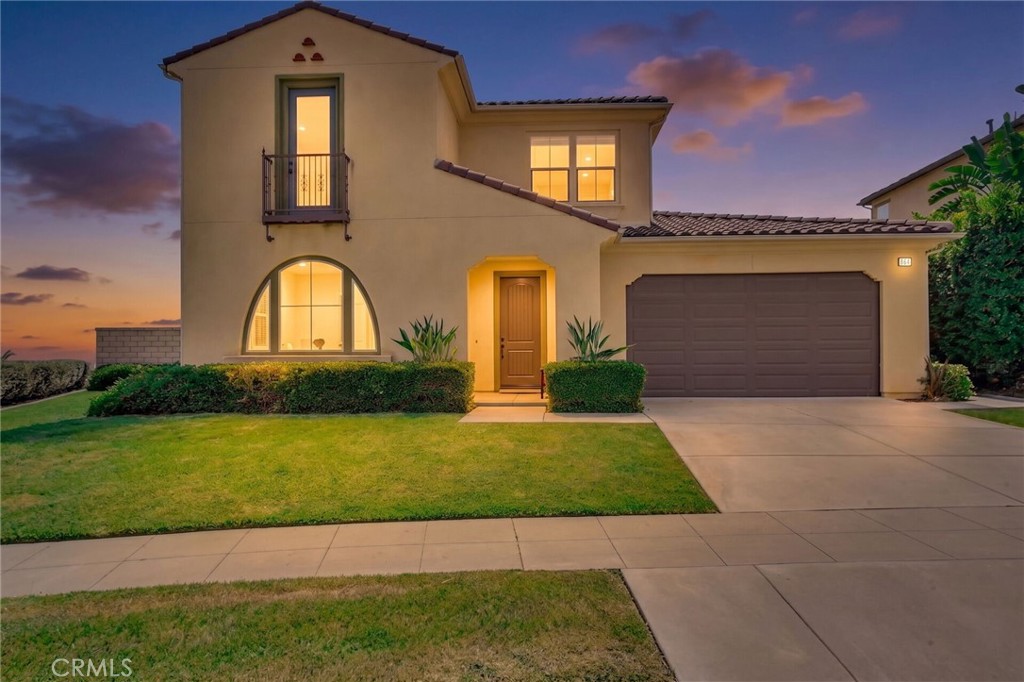 864 E Manresa Drive