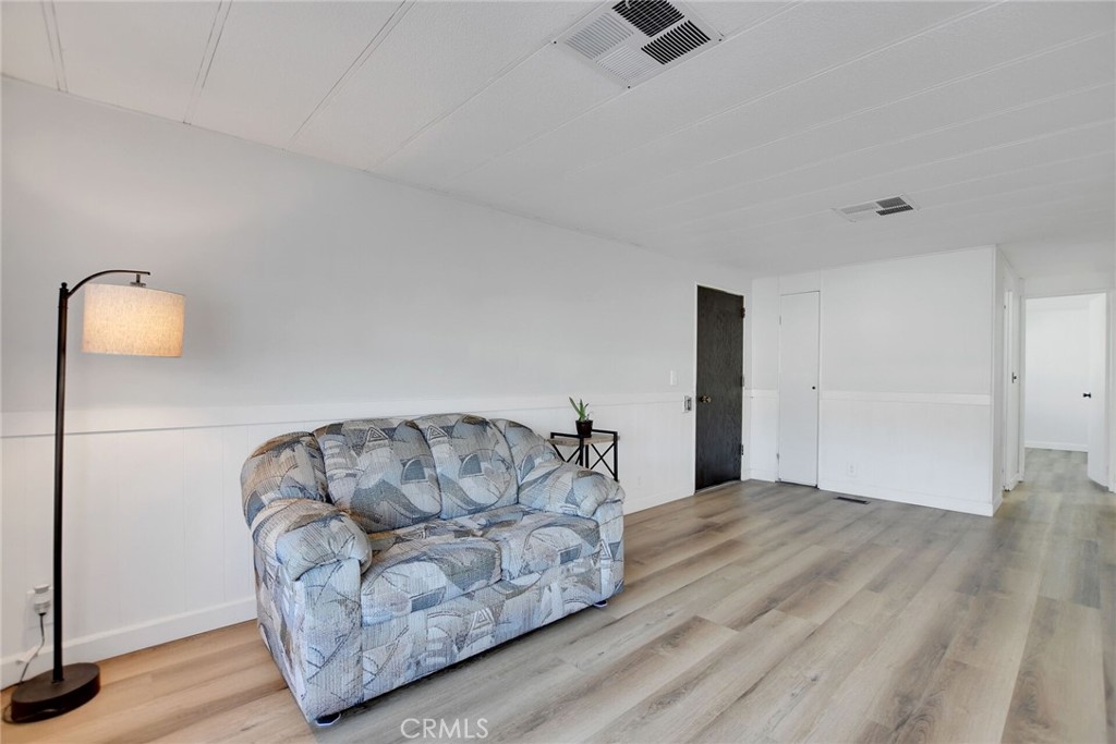 840 Foothill Boulevard 27
