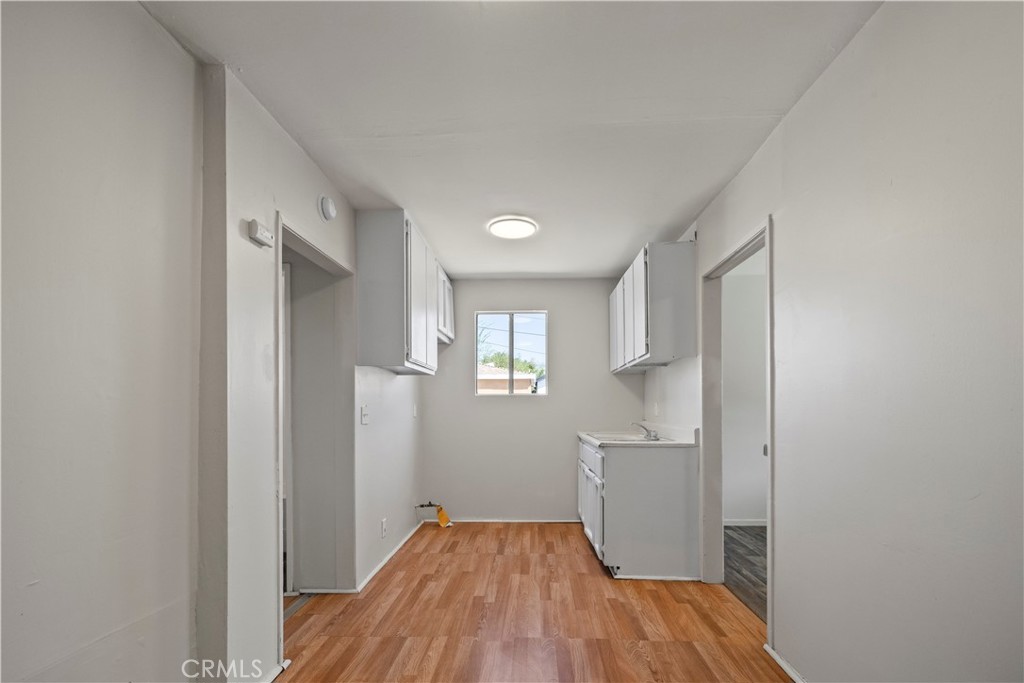 157 N Alameda