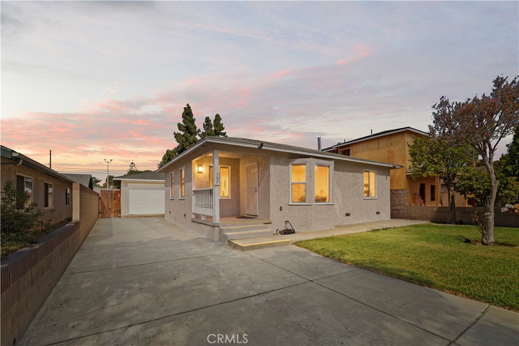 157 N Alameda