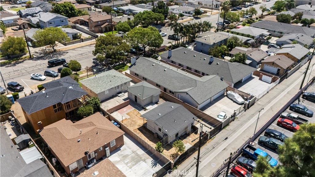 157 N Alameda