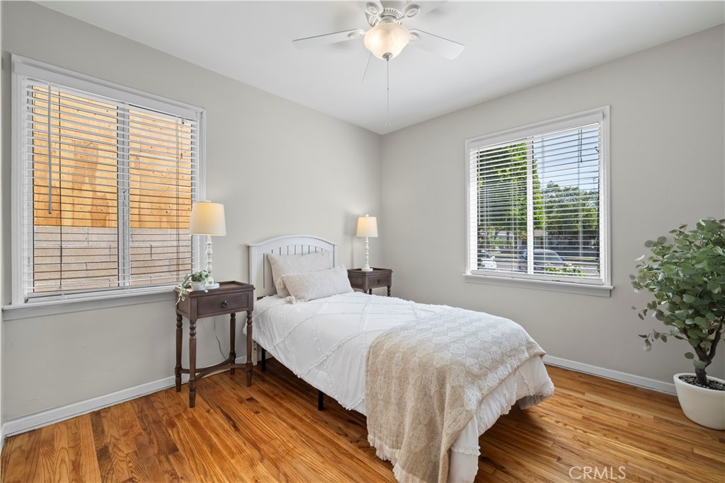 157 N Alameda