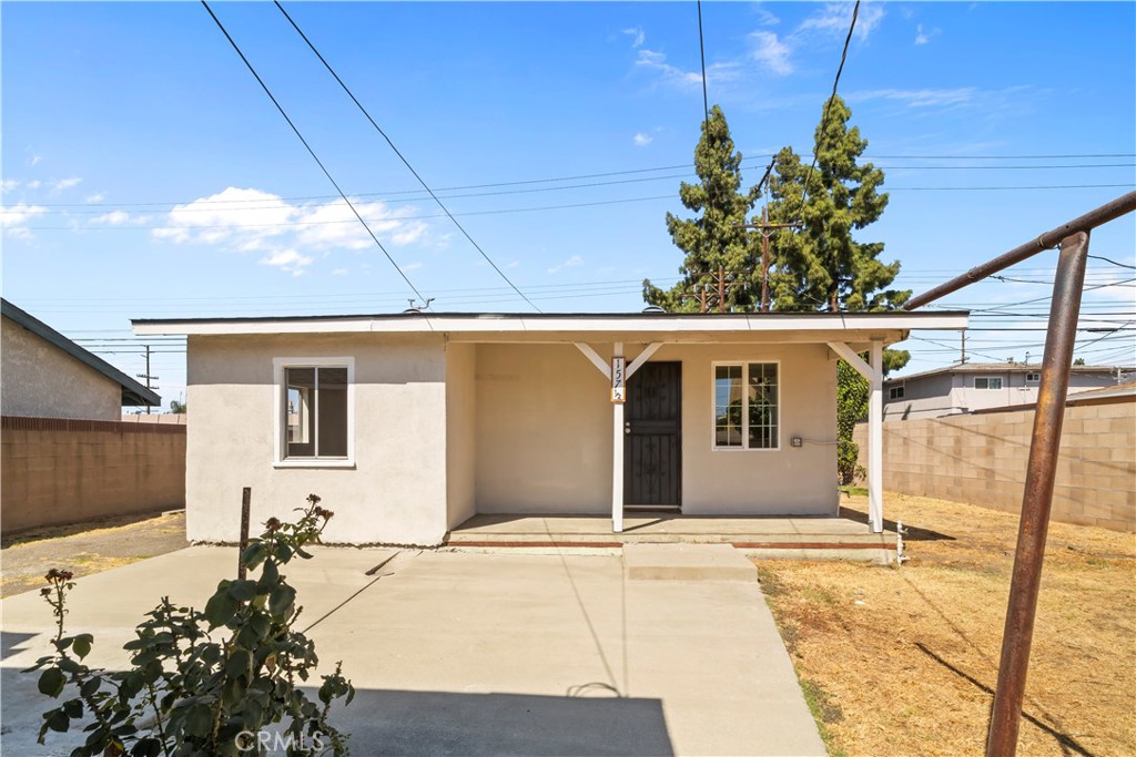 157 N Alameda