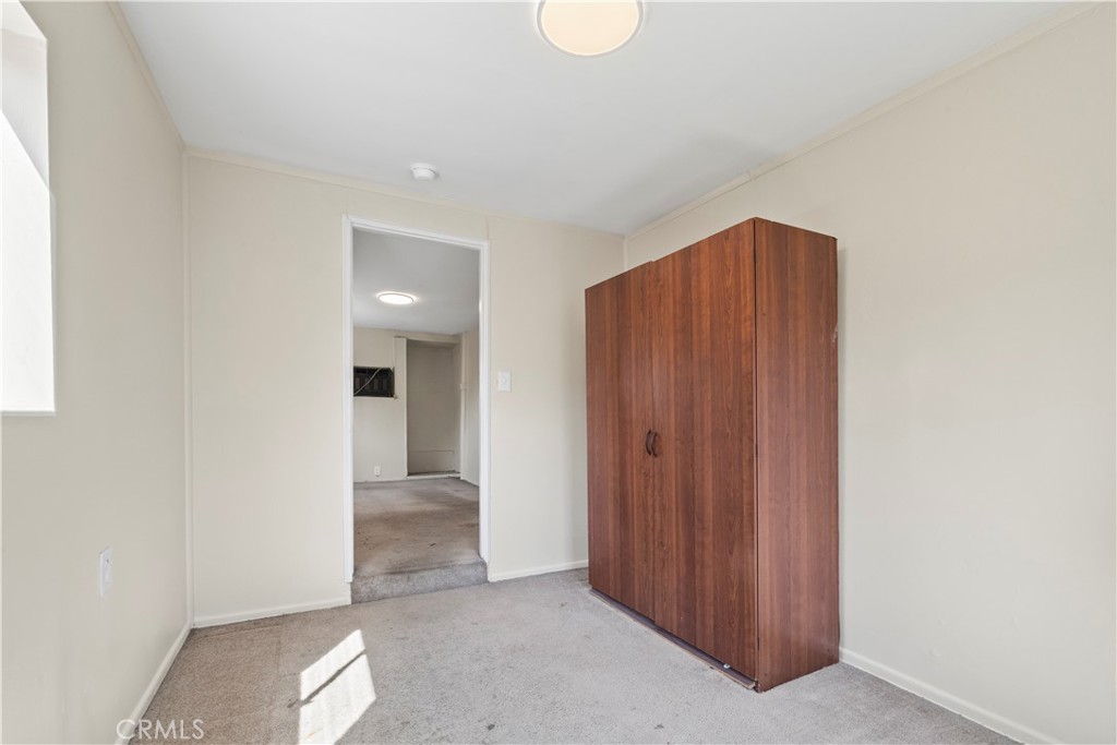 157 N Alameda Avenue