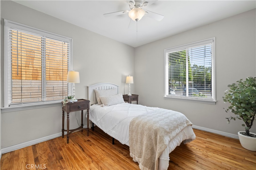 157 N Alameda Avenue
