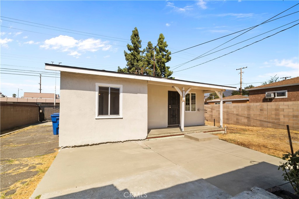 157 N Alameda Avenue