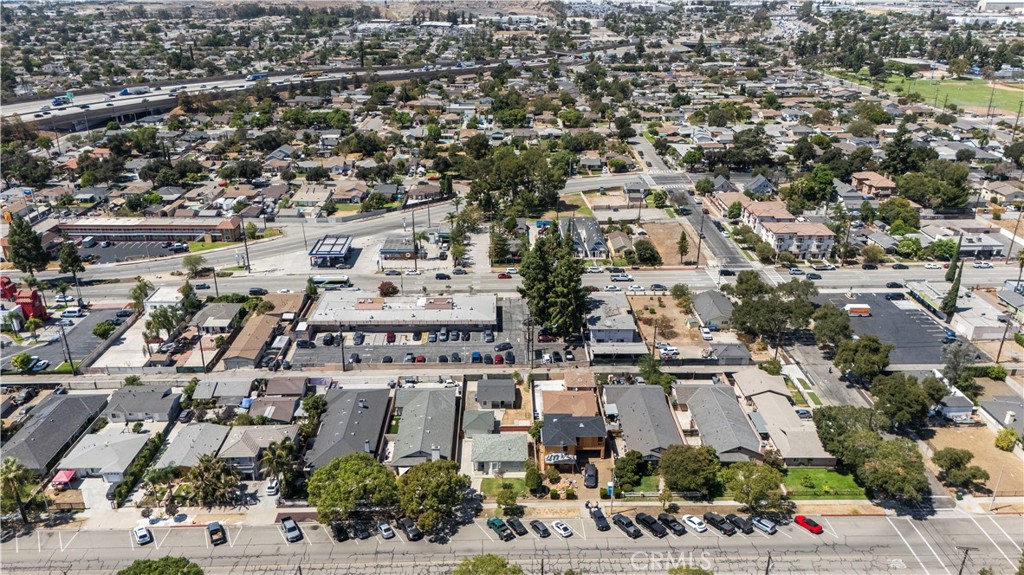 157 N Alameda Avenue