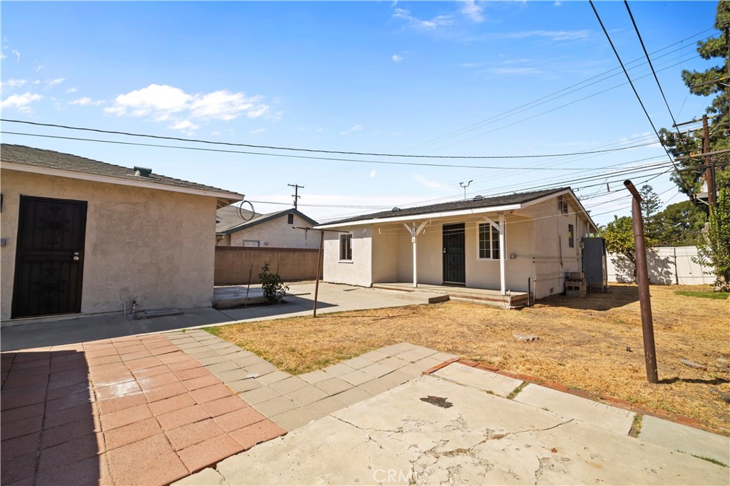 157 N Alameda Avenue