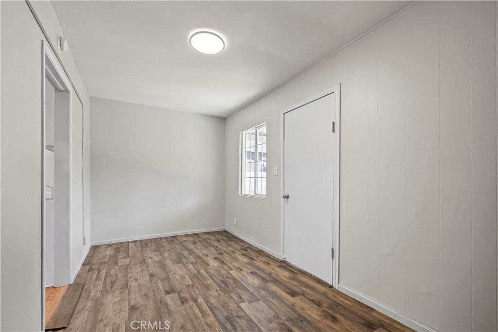 157 N Alameda Avenue