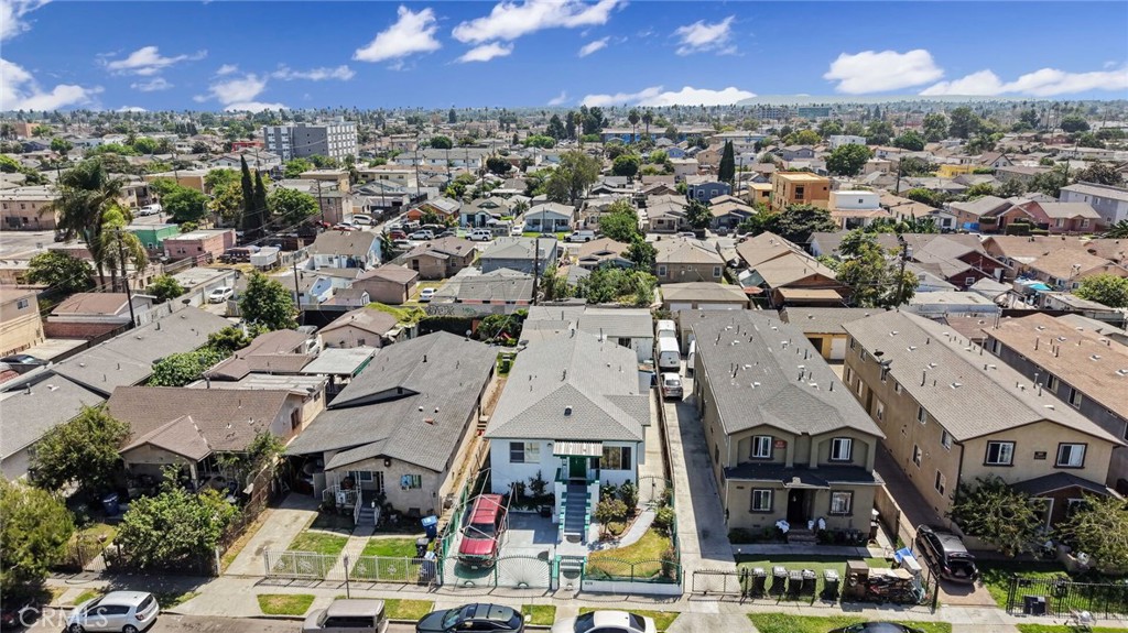 828 W 73rd Street