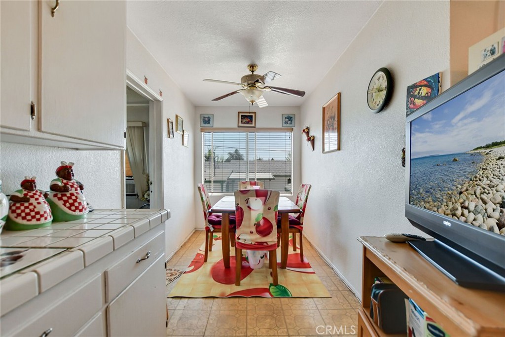 828 W 73rd Street
