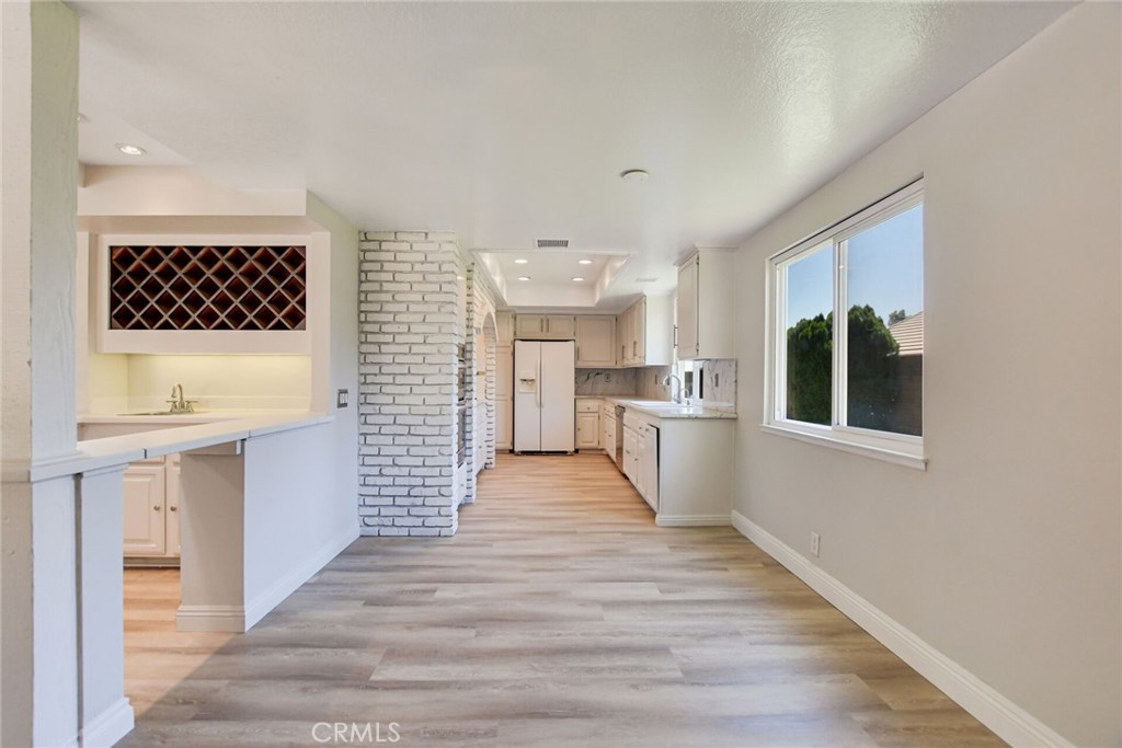 2123 Golden Hills