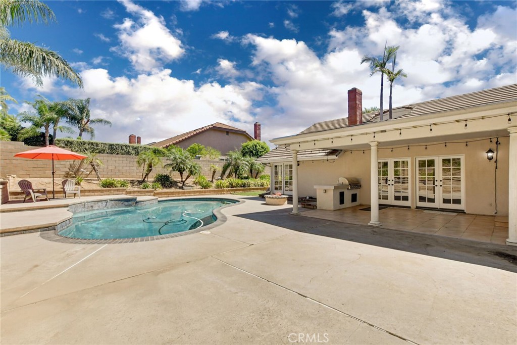 2123 Golden Hills