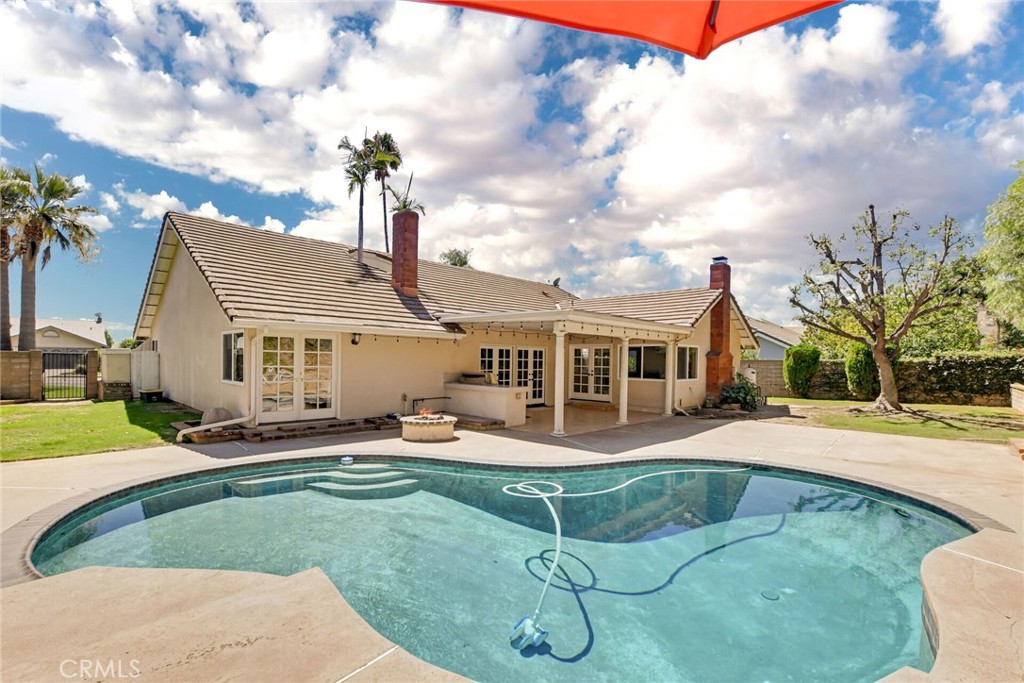 2123 Golden Hills
