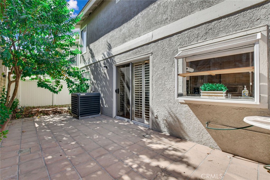 978 Carson Court