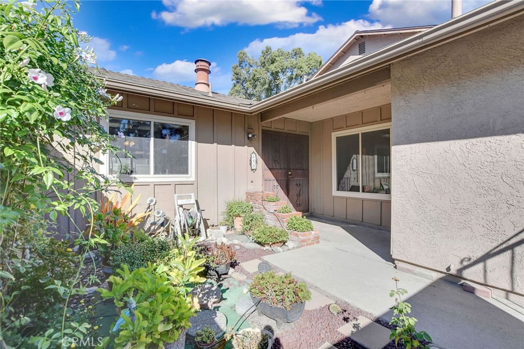 655 W Point O Woods