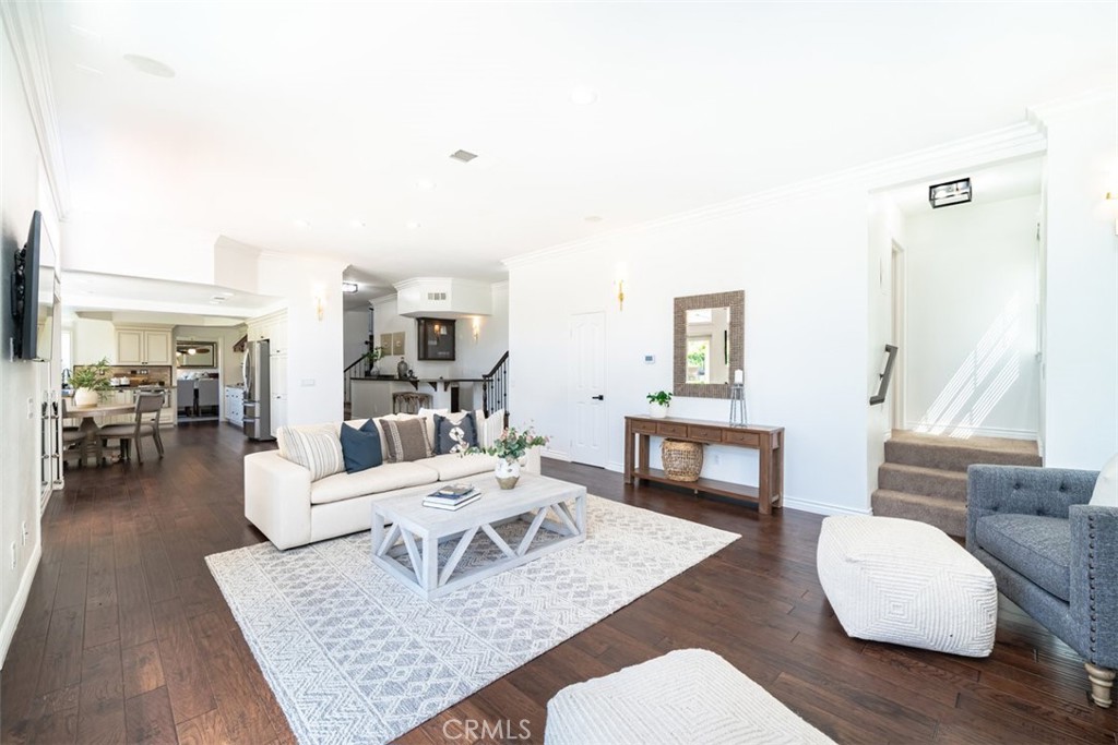 3182 Mockingbird Knolls